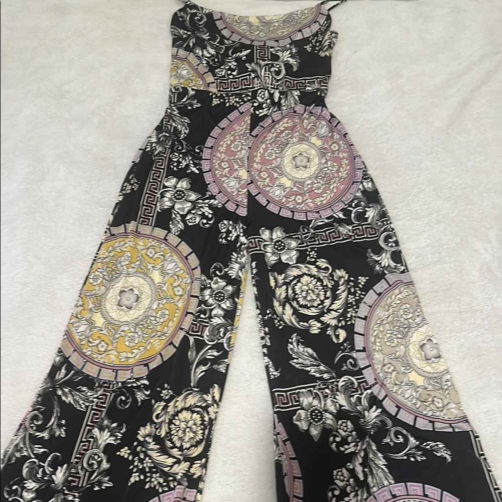 Elegant Black and Gold Patterned Jumpsuit